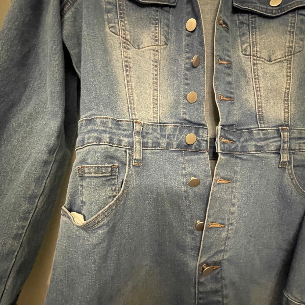 Denim Button-Up Long Jacket - Picture 5 of 9